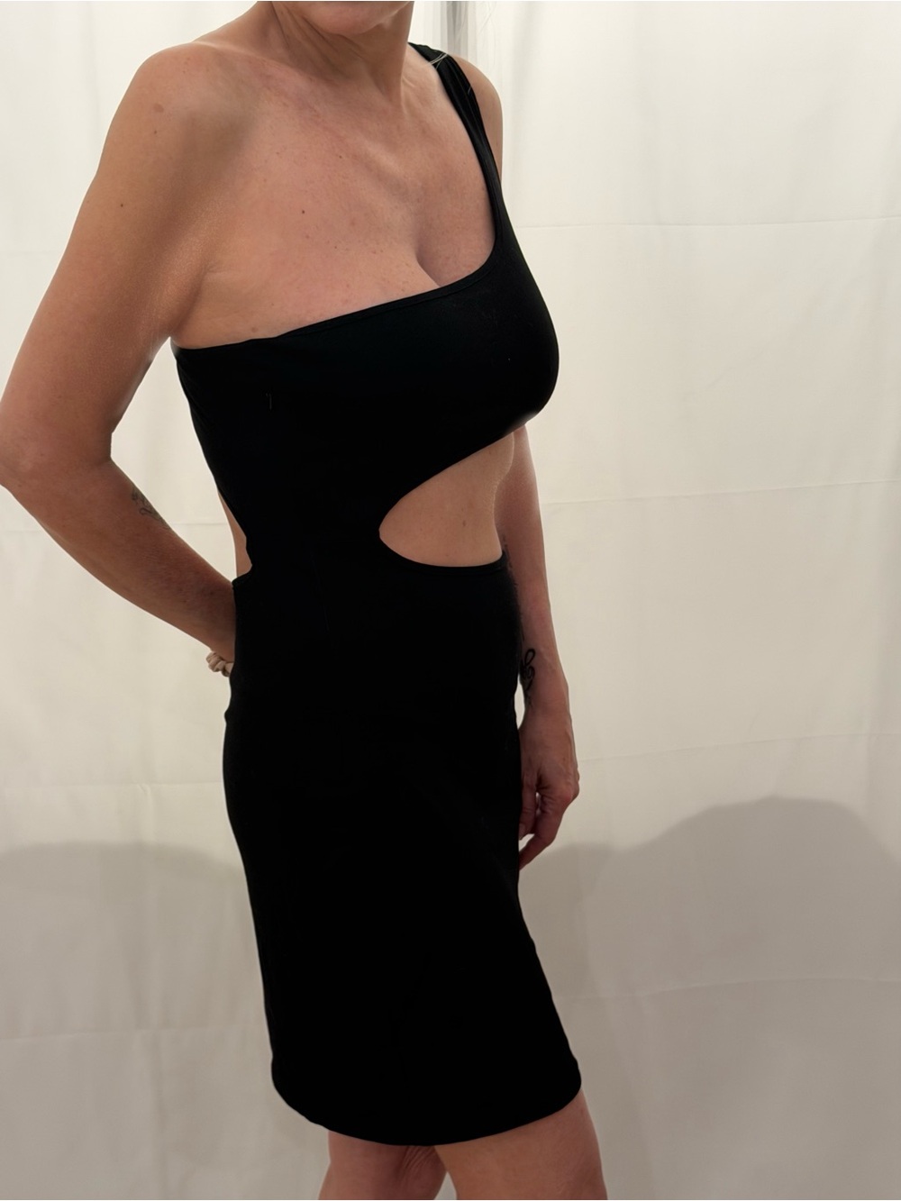 Black One-Shoulder Cutout Midi Dress